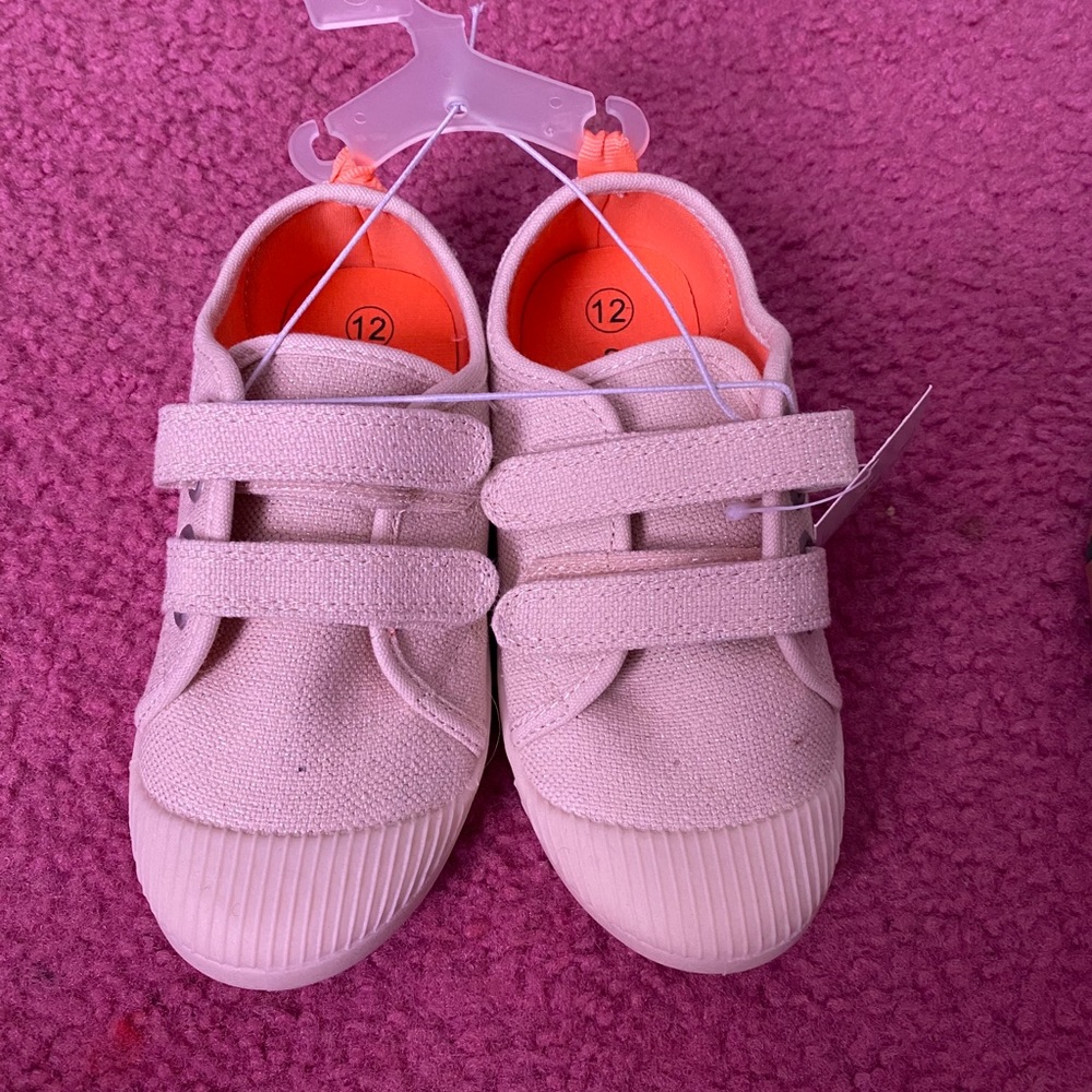 Cat and Jack canvas shoes size 12, NWT